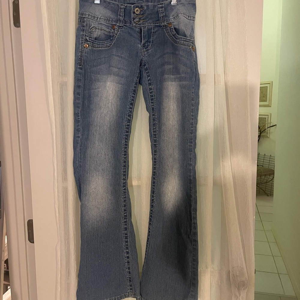 Great condition, perfect fitting.